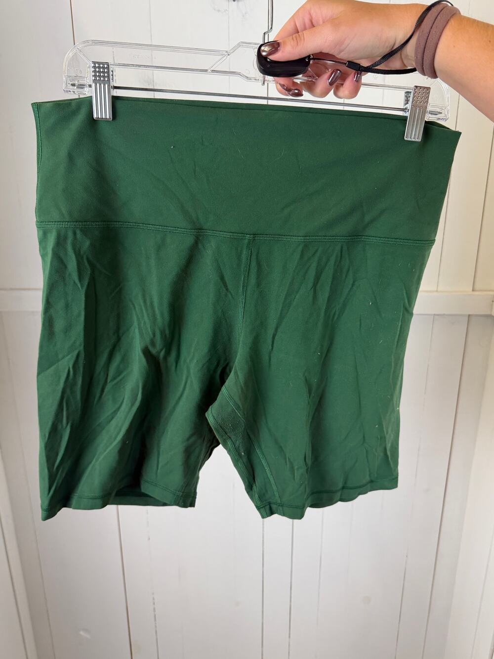 Lululemon Green Biker Shorts Women’s Size 14 Nylon